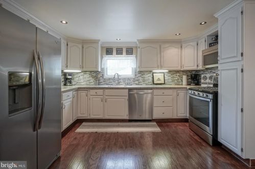 522 Princeton Ave, West Deptford NJ  08063-1540 exterior