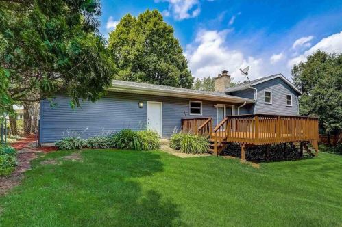 2601 Westbrook Ln, Madison WI  53711-4170 exterior