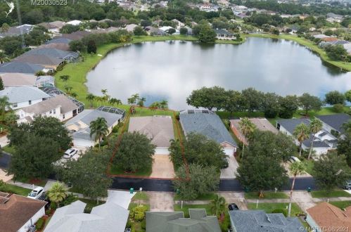 467 Sundance Trl, Port Saint Lucie, FL 34953-8219