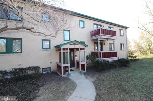 4004 Eastview Ln, Wilmington, DE 19802-1758