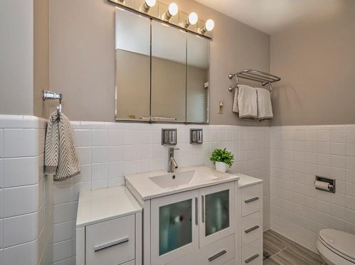 1191 Arrowood Dr, Pittsburgh PA  15243-1801 exterior