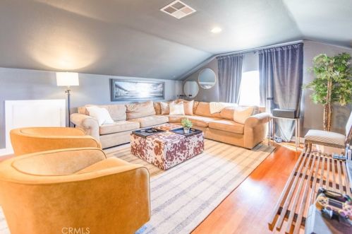 41774 Carleton Way, Temecula CA  92591-1897 exterior