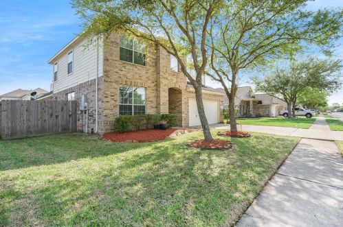 4702 Meridian Park Dr, Pearland, TX 77584-3374