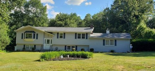 11 Doolittle Rd, Norwich, CT 06365-8607