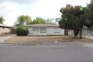 1918 Austin Way, Fresno, CA 93726-2025