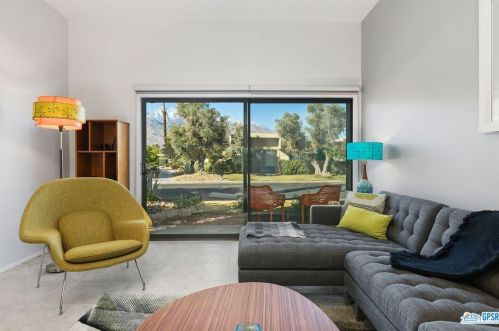 2272 Los Patos Dr, Palm Springs, CA 92264-6071