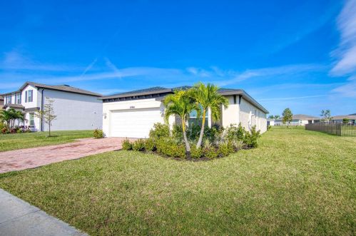 12985 Copper Creek Dr, Fort Pierce FL  34987 exterior