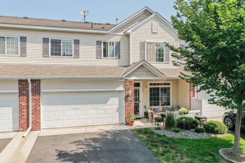 4833 Bisset Ln, South Saint Paul MN  55076-1319 exterior
