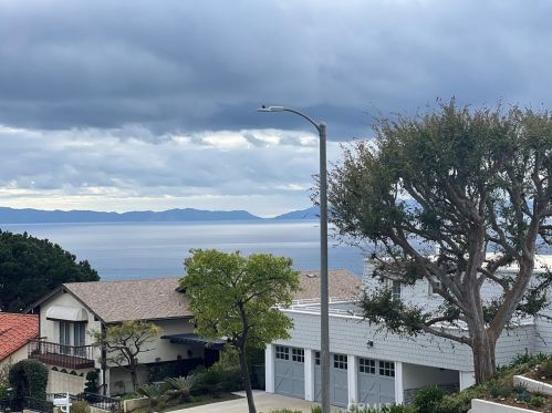 30792 Ganado Dr, Palos Verdes Estates CA  90275-6224 exterior