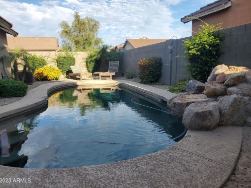 900 Payton St, San Tan Valley, AZ 85140-5811