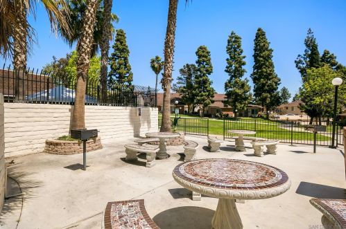 2756 Alta Vw Dr, San Diego CA  92139-3205 exterior