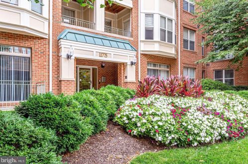 11775 Stratford House Pl, Herndon VA  20190-3392 exterior