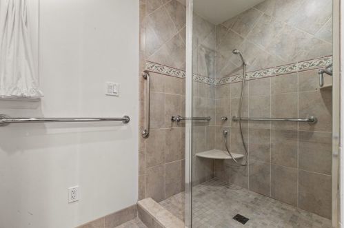 607 Poia Rd, Sewickley PA  15143-1046 exterior