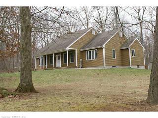 90 Harvest Woods Ln, Higganum, CT 06441-4463