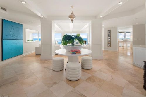 4601 Gulf Shore Blvd, Naples FL 34103-3467 exterior