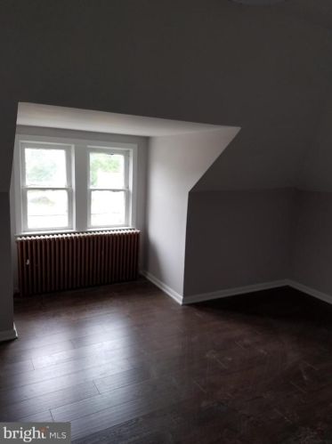 165 White Horse Pike, Berlin Boro, NJ 08009-1934
