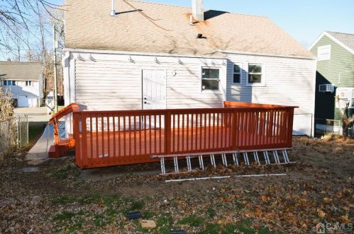 38 Wall St, Metuchen NJ  08840-2858 exterior