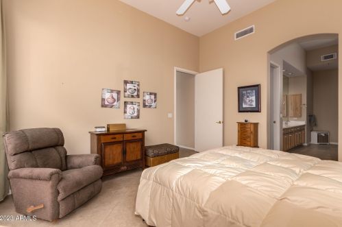 15641 Cactus Dr, Scottsdale AZ 85268-3166 exterior