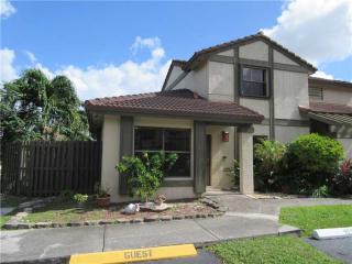 15202 46th Ln, Miami, FL 33185-4243