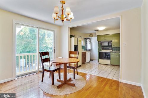 59 Leavitt Ln, Princeton NJ  08540-3921 exterior