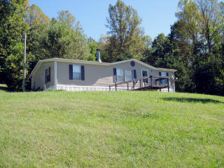 332 Long St, Livingston, TN 38570-8441