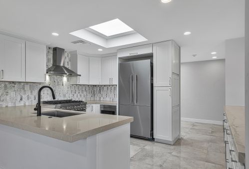 6 Cornell Dr, Rancho Mirage CA  92270-3630 exterior