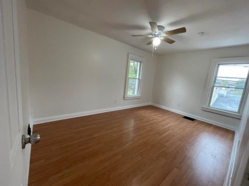 1130 Trexlertown Rd, Breinigsville PA  18031-1667 exterior