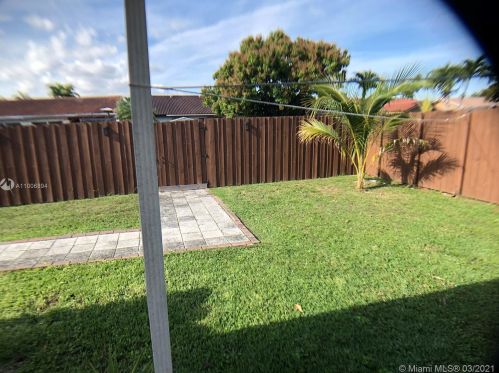 14337 100 Ln, Miami FL  33186-6962 exterior