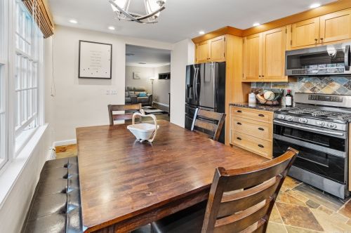 269 Titmus Dr, Manor Park, NY 11950-1523