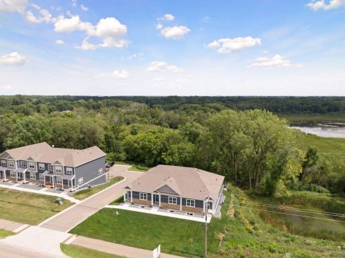 9105 Lexington Ave, Lino Lakes, MN 55014-3625