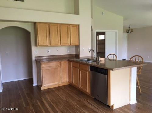 1691 Tulsa St, Gilbert AZ  85295-5650 exterior