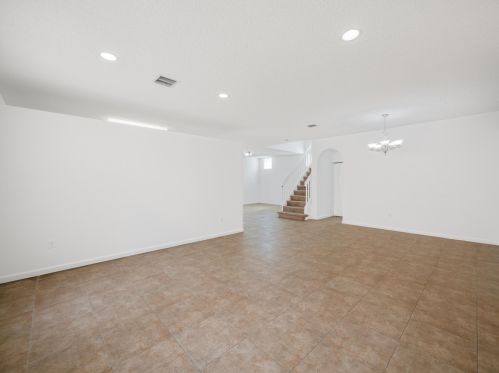 9822 Scribner Ln, West Palm Beach, FL 33414-6486