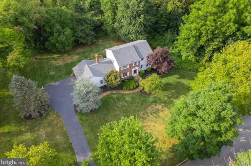 105 Carter Way, Glen Mills, PA 19342-1257