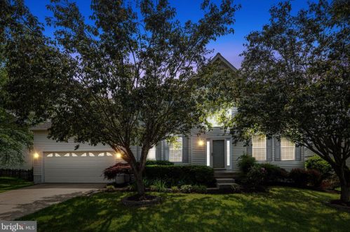 101 Basalt Dr, Fredericksburg, VA 22406-7228
