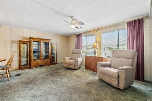 126 Apple Ln, Santa Rosa CA  95407-7604 exterior