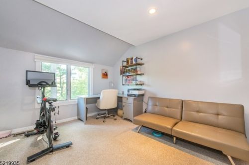 31 Drake Ct, Dover NJ  07869-4851 exterior