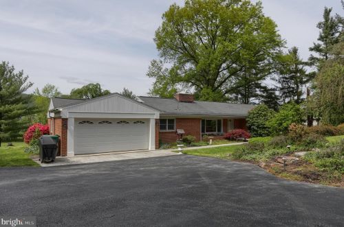 3951 Linglestown Rd, Harrisburg, PA 17110-3633