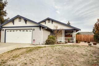 40 Julie Ln, Templeton, CA 93465-5417