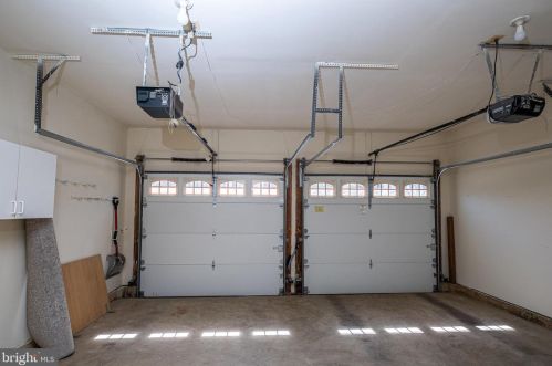 206 Wingate Pl, Leesburg VA 20175-2531 exterior