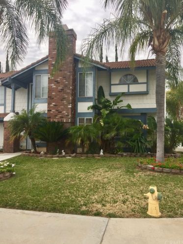 302 Quince Dr, San Jacinto, CA 92582-3884