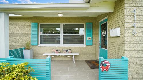 4146 53rd Ave, Saint Petersburg, FL 33714-2237