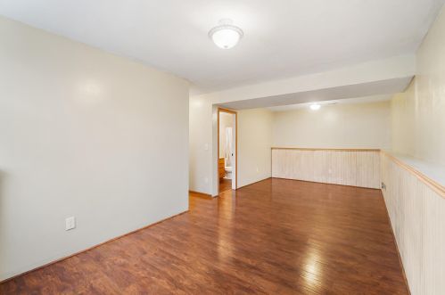 421 Ripple Creek Dr, Covington KY  41018-2684 exterior