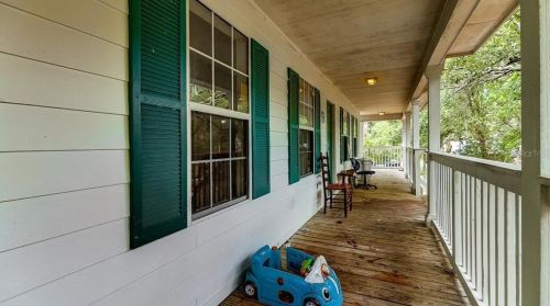 16542 Carlton Lake Rd, Wimauma FL  33598-6320 exterior