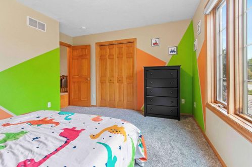 2722 Teresa Dr, Green Bay WI  54311-5586 exterior