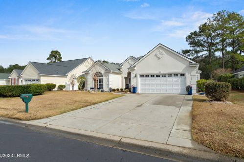 16 Glen Lake Ave, Bluffton, SC 29909-4608
