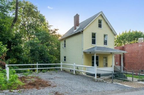 2412 Wurzell Ave, Pittsburgh, PA 15214-3220