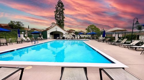 854 Congressional Rd, Simi Valley CA 93065-6613 exterior