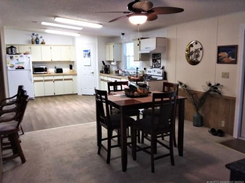 8 Andalusia Ln, Fort Pierce, FL 34952-2834