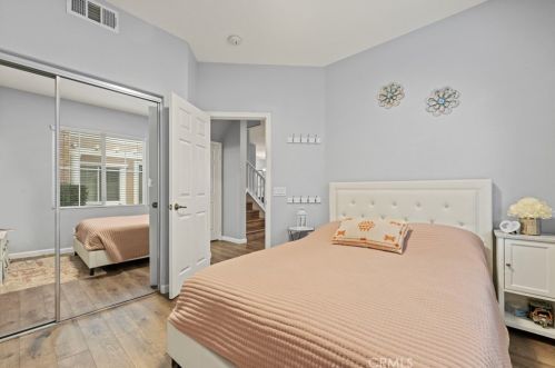 23860 Toscana Dr, Santa Clarita CA  91354-3015 exterior