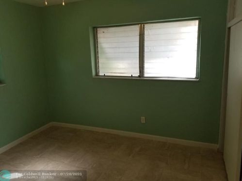 6435 18 St, Hollywood FL 33027-4334 exterior